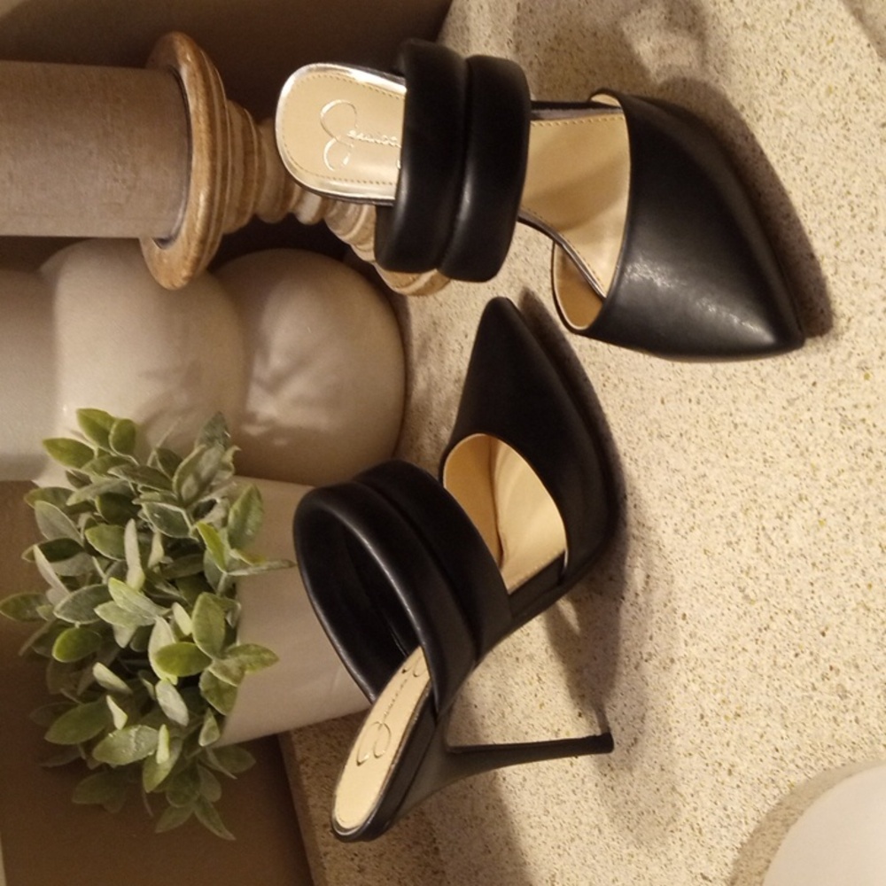 Jessica Simpson Black Heels